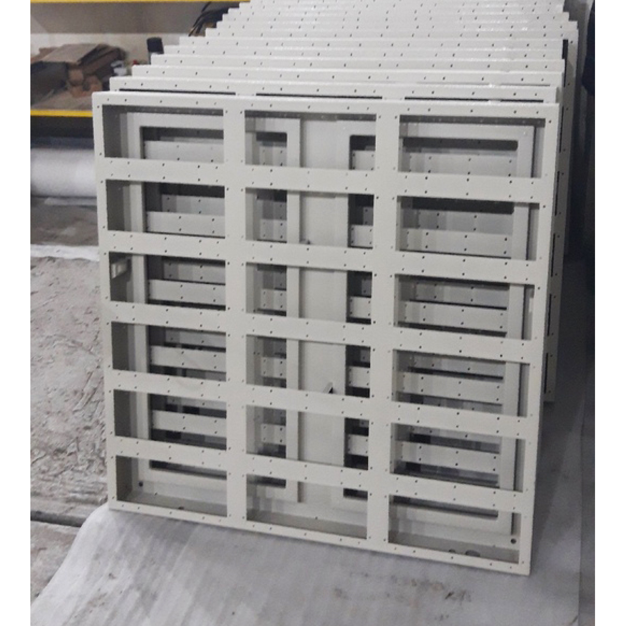 Кабинет металлический уличный тыловой (2 двери) 960*960