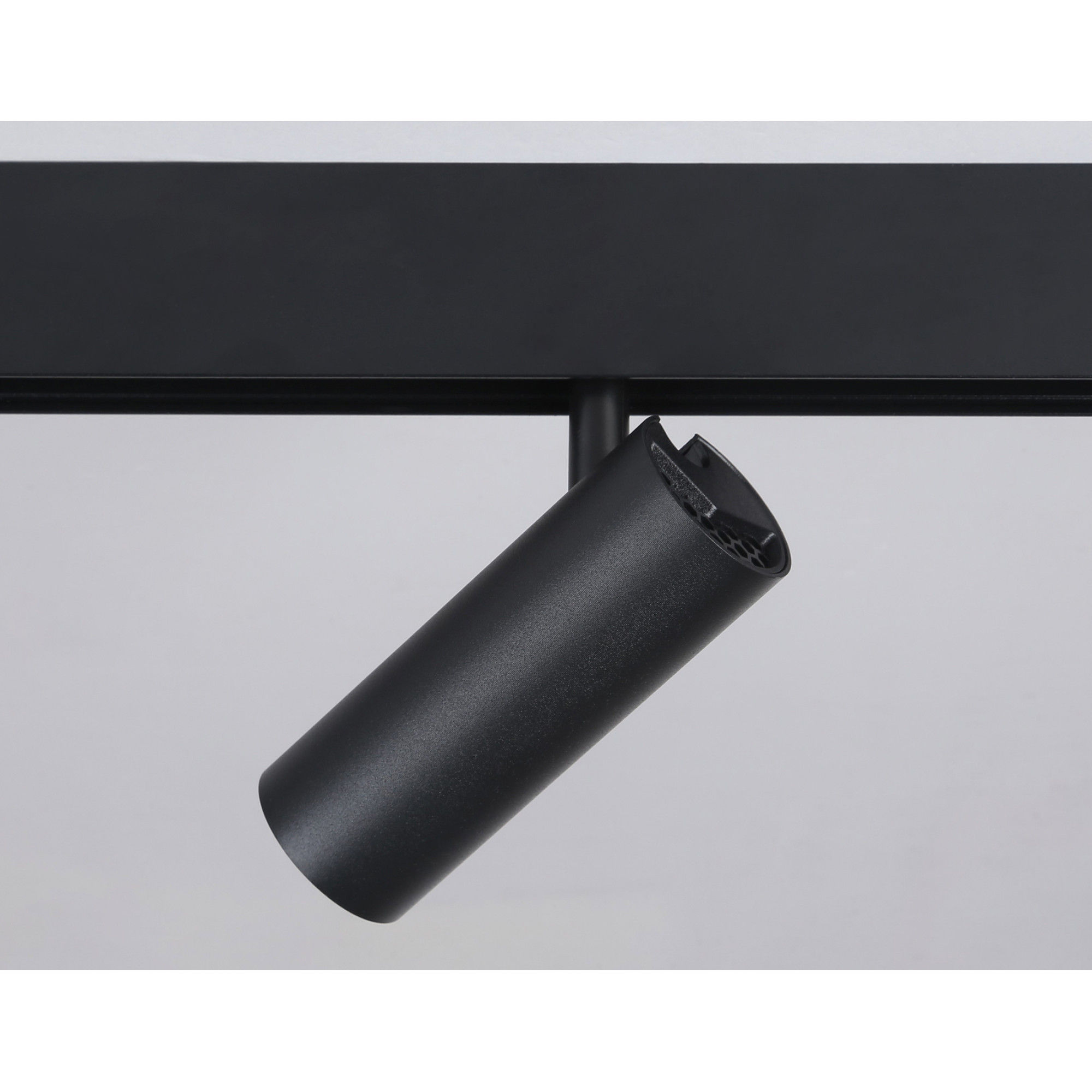 Светильник для шинопровода Magnetic GL3823 BK черный IP20 10W 4200K 48V 24° Ambrella light