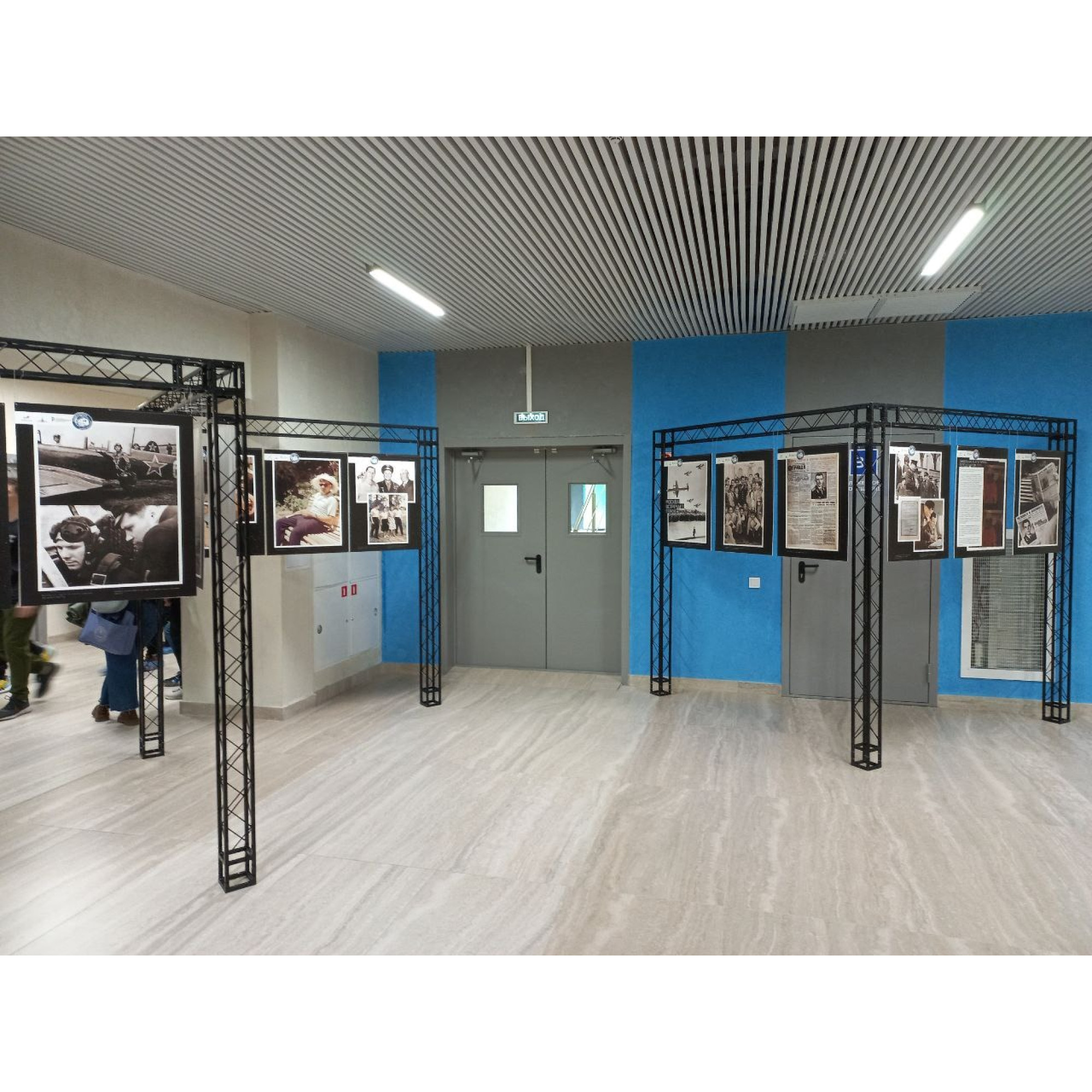 Фермы металлические Line 22*22*50cm, цвет черный, SignImpress