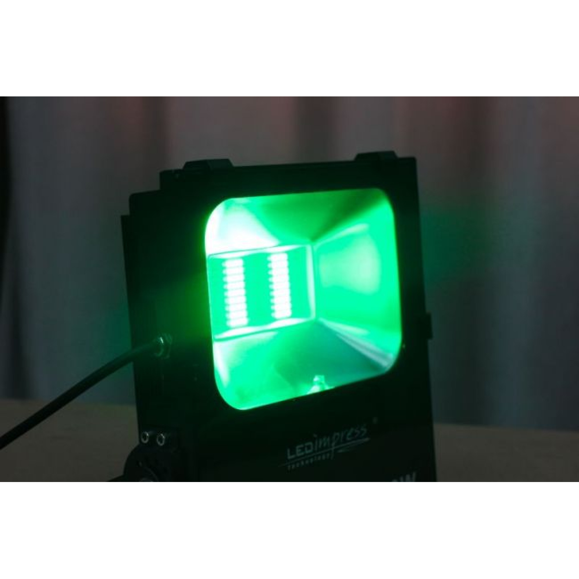 Прожектор светодиодный заливного света FF 220В 100Вт RGB DMX 120° кабель 0,5м SignImpress