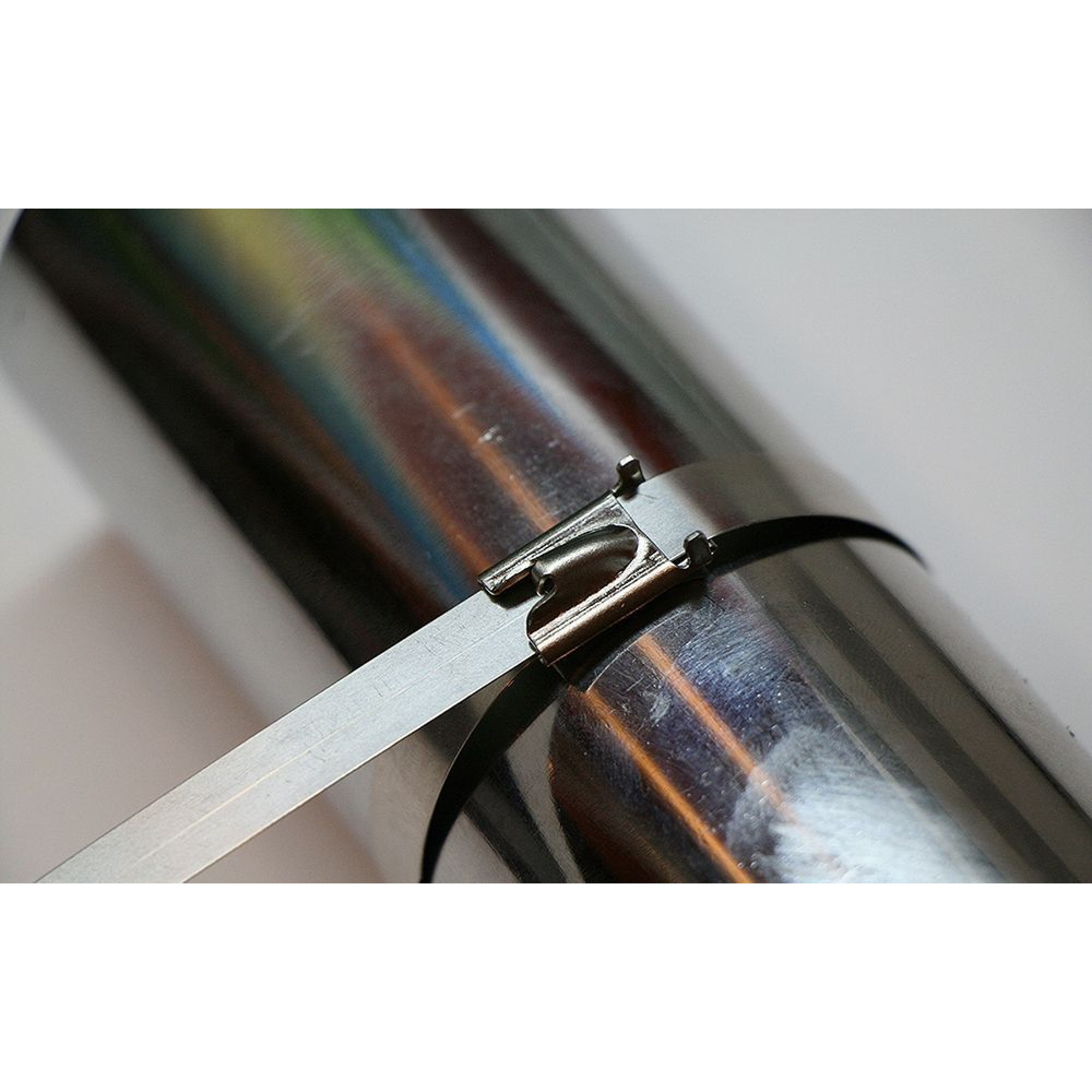 Хомут стальной 4,6х300мм, d пучка max 88мм, нагрузка 50кг, серый, SSCT46-300 (25шт в упак) Feron