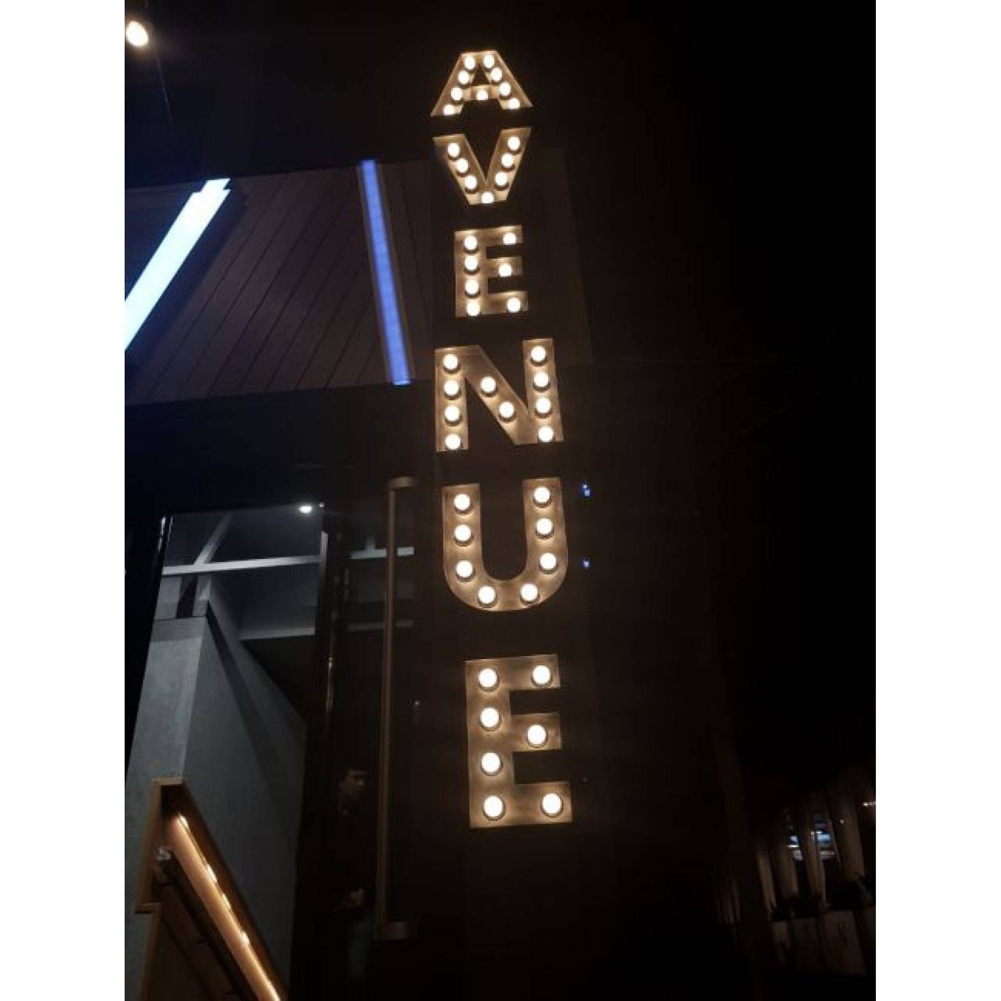 Белт-Лайт накладной шаг 40см.(восьмигранный патрон)