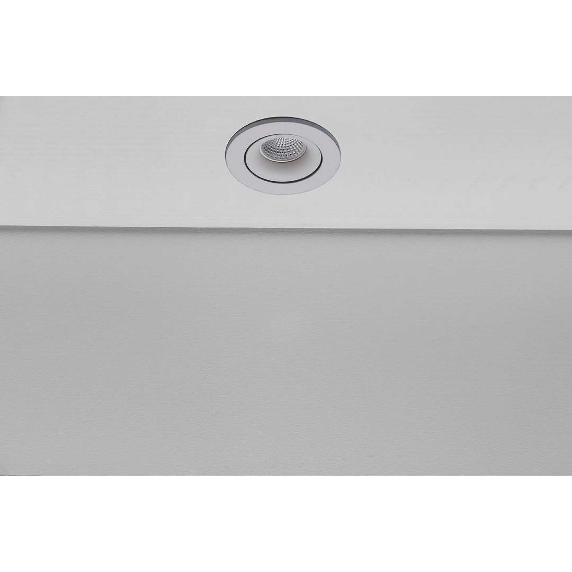 Рамка встраиваемая мат белый MR16 (LINE-R1-FW) NC1779R-FW SWG