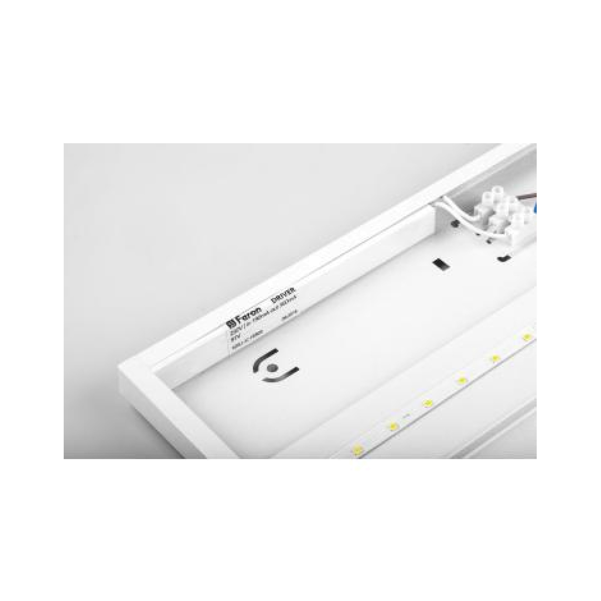 Светодиодный светильник AL2115 встраиваемый 72W 6500K белый со встроенным ЭПРА  Feron