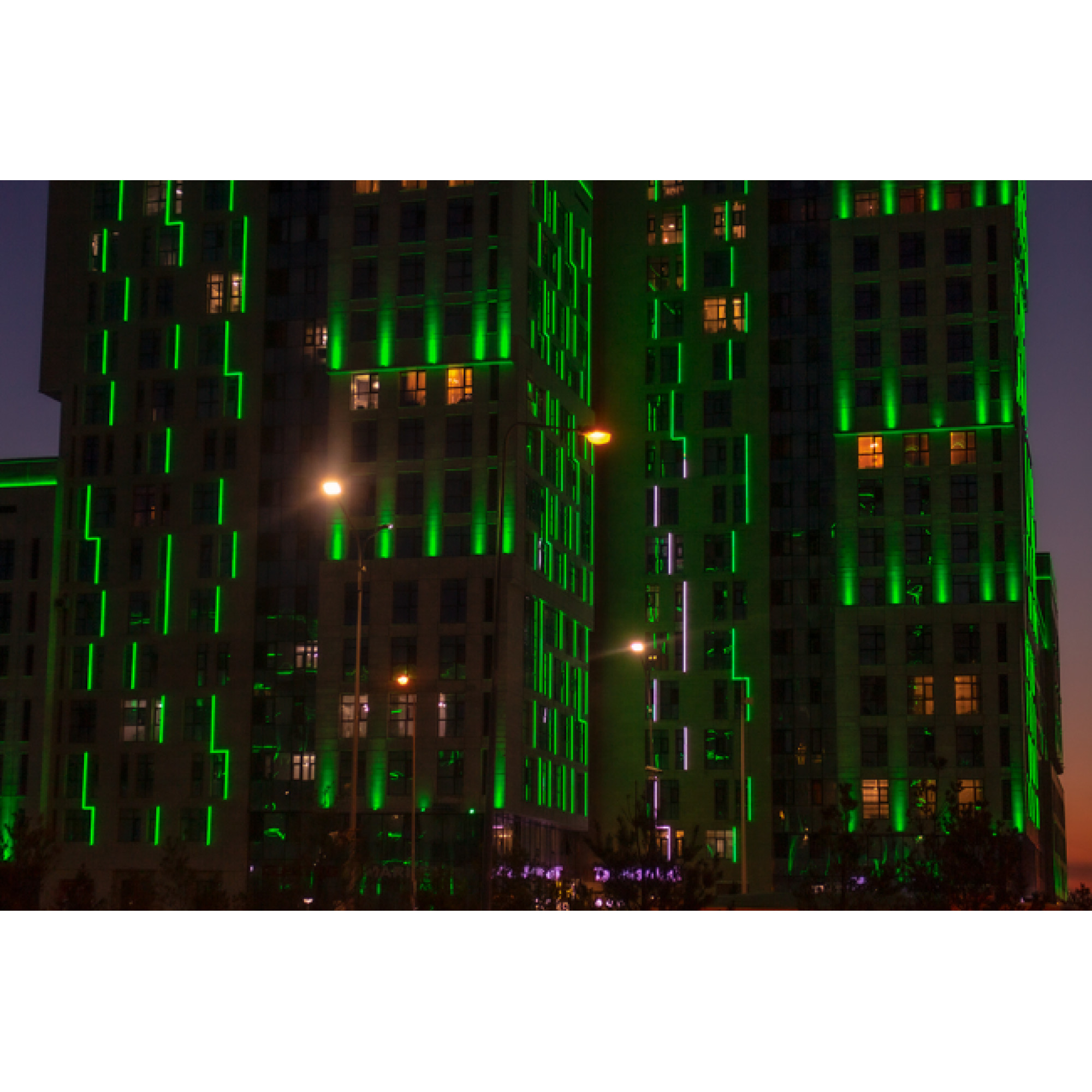 Светильник трубка архитектурная TQN-8100 SPI 24В 5Вт RGB SMD5050 24Д IP65 0,5м Signimpress