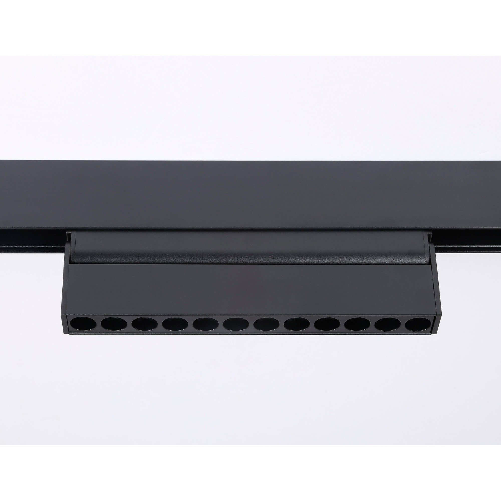 Светильник поворотный для шинопровода Magnetic GL4048 BK черный IP20 12W 4200K 48V 24° Ambrella ligh