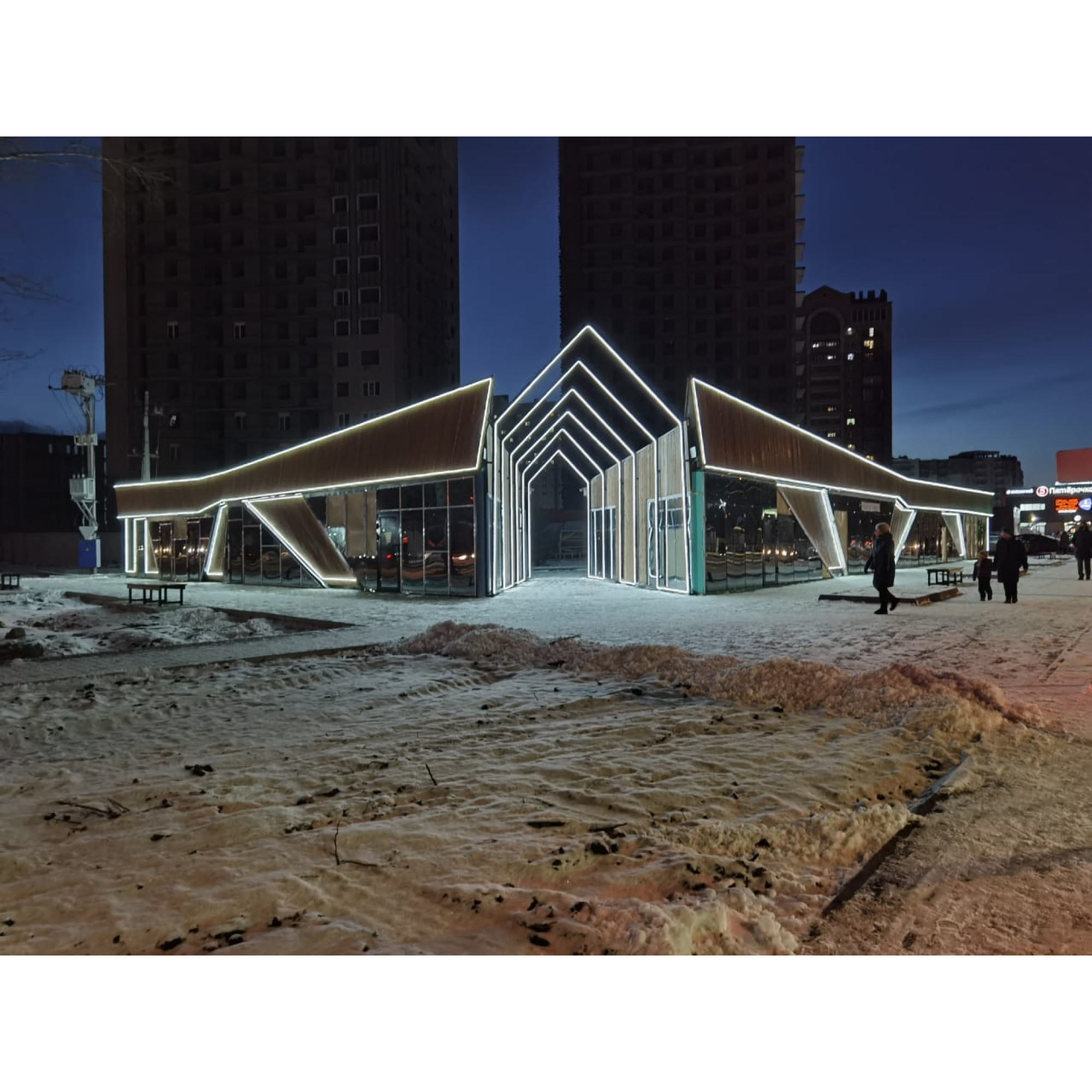 Неоновая лента светодиодная SMD 220В 2835, 120 LED/м, 6W/м, 220В, IP65, Холодно белый SWG