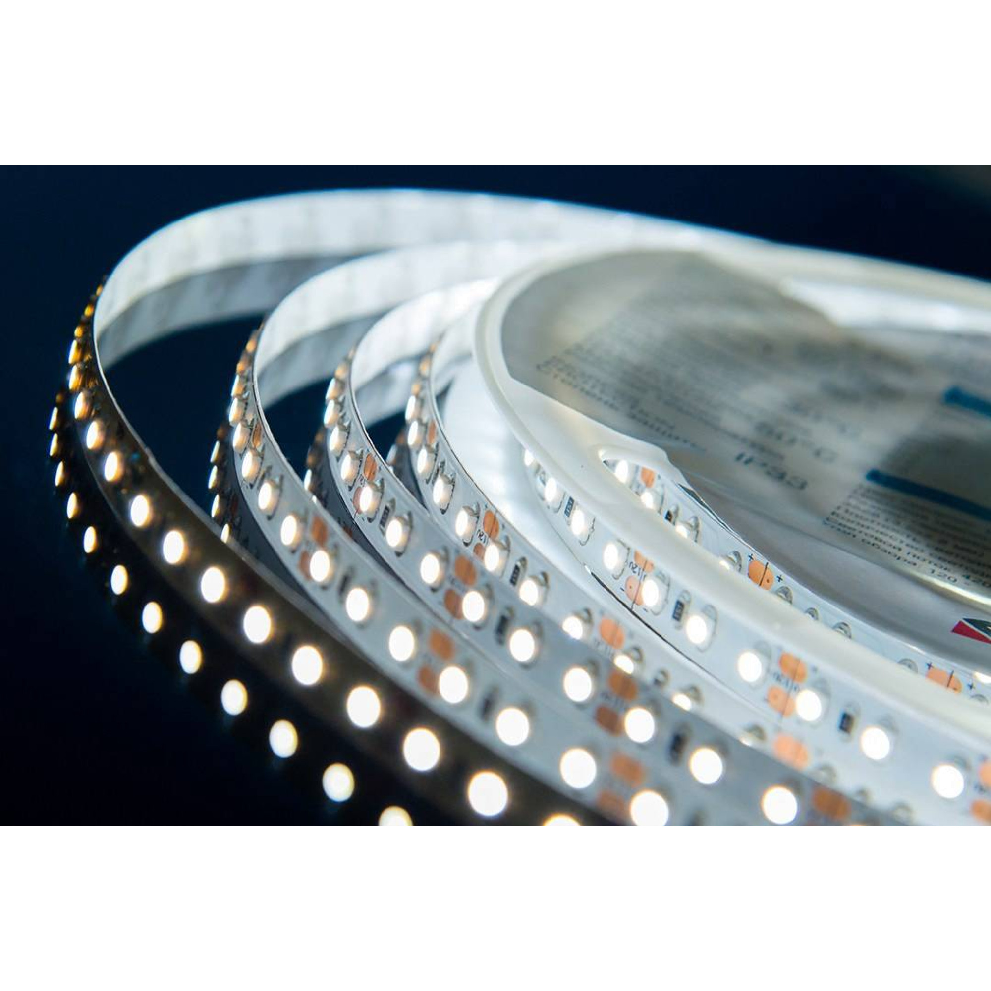 Лента светодиодная LUX3528 120LED/м 9,6Вт/м 12В IP33 Цвет:Холодный белый (6000K) (1метр) SWG