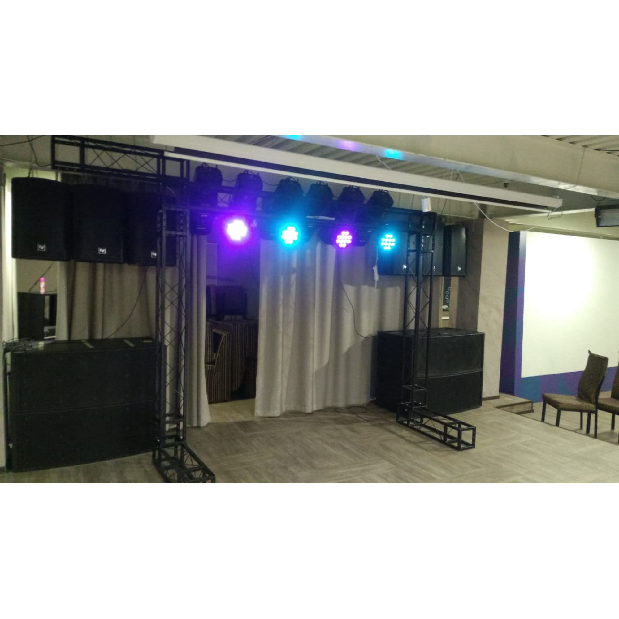 Фермы металлические Line 22*22*50cm, цвет черный, SignImpress