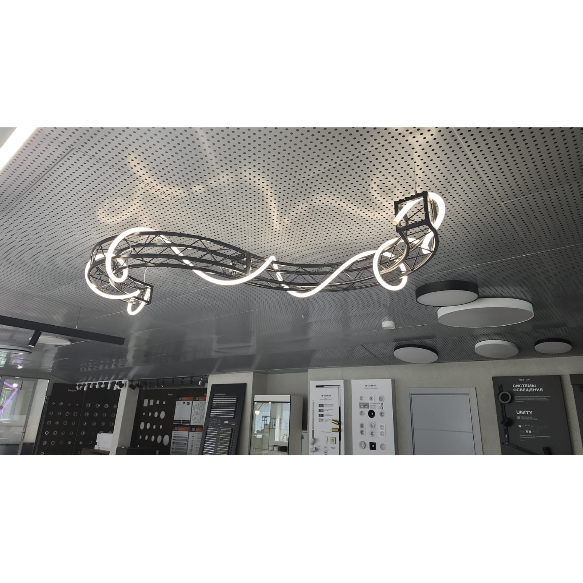 Светодиодная лента герметичная MOONLIGHT-TOP-A336-D18mm 24V Day4000 360deg 14.4 W/m, IP65 Arlight