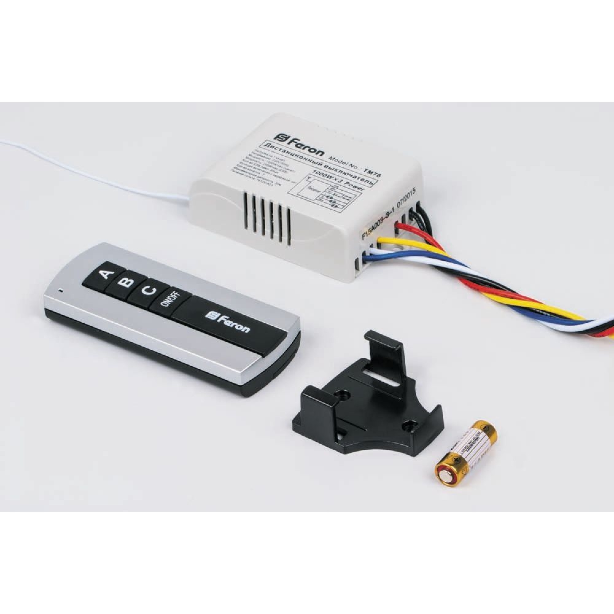 Выключатель дистанционный 230V 1000W 3-хканальный 30м с пультом управления, TM76 Feron